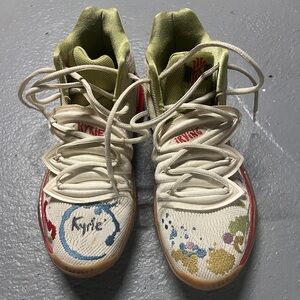 Nike Kyrie 5 EP X Bandulu Embroidered Splatters Size 8.5